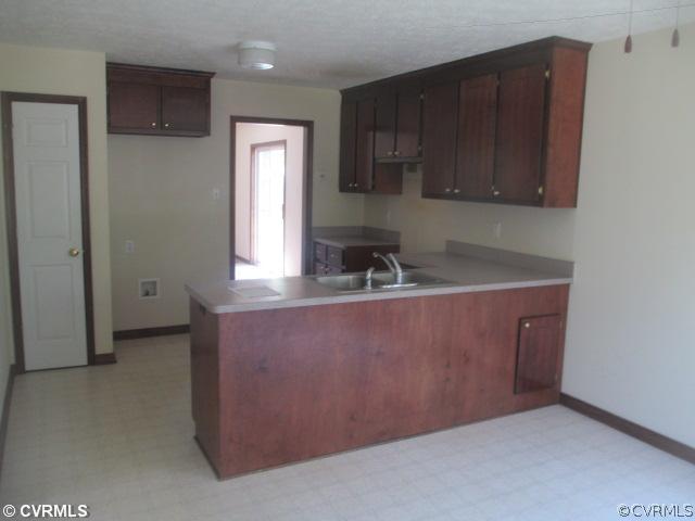 276 Smokey Road Aylett, VA 23009 - Photo 4 of 10 Kitchen