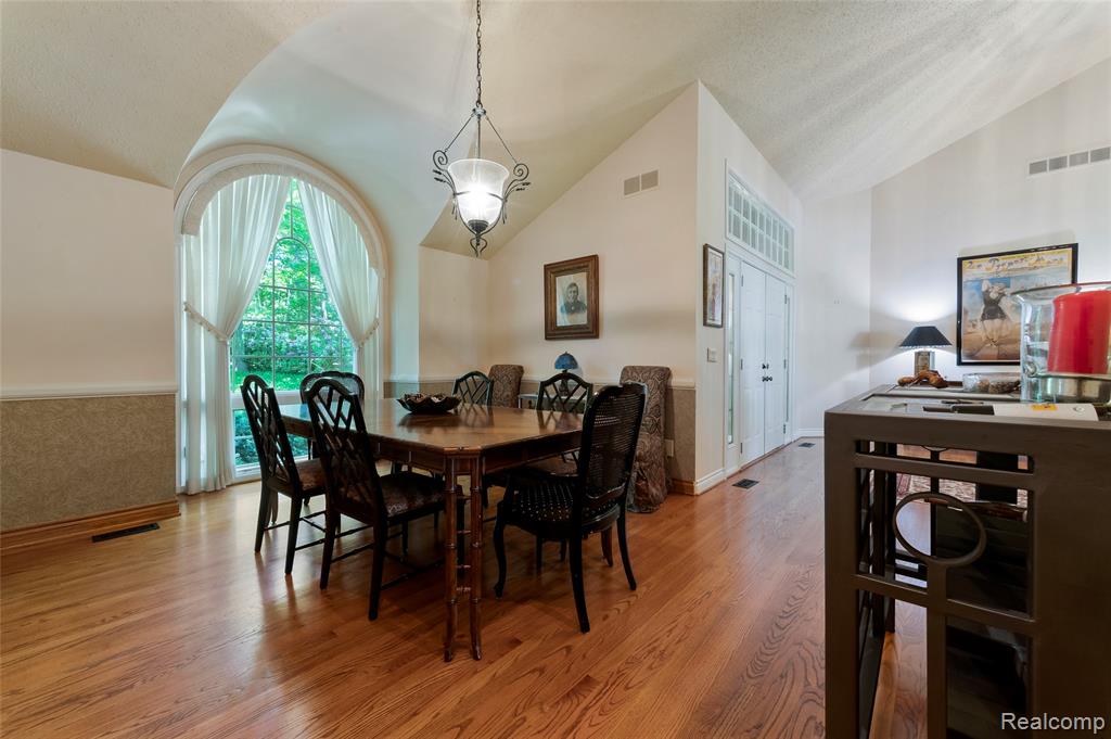 2323 Addaleen Road Highland, MI 48357 - Photo 26 of 70