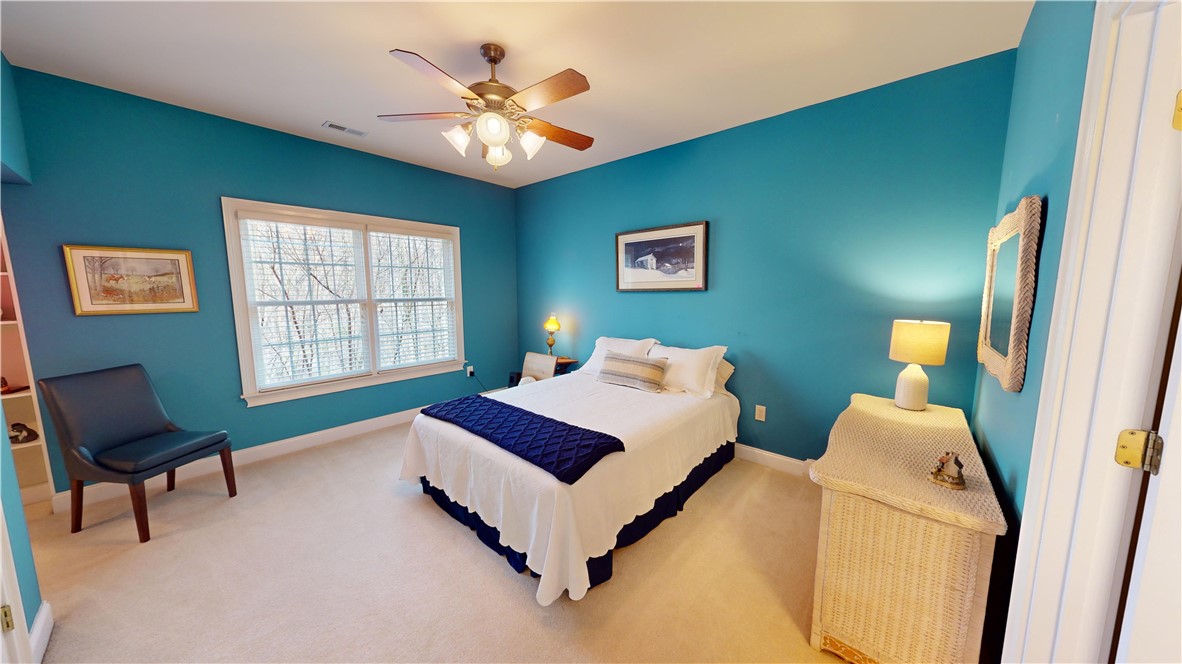 304 Red Maple Way Clemson, SC 29631 - Photo 23 of 41 Bedroom with jack-n-jill attached bath