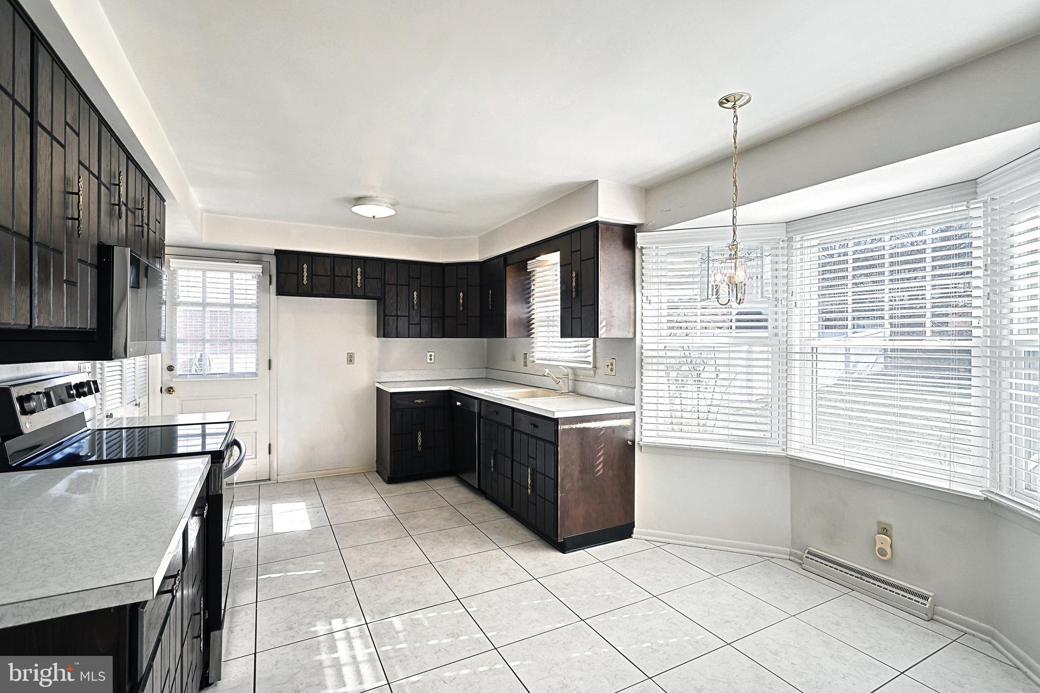 2750 Carnegie Road York, PA 17402 - Photo 18 of 40 Gallery Image 18