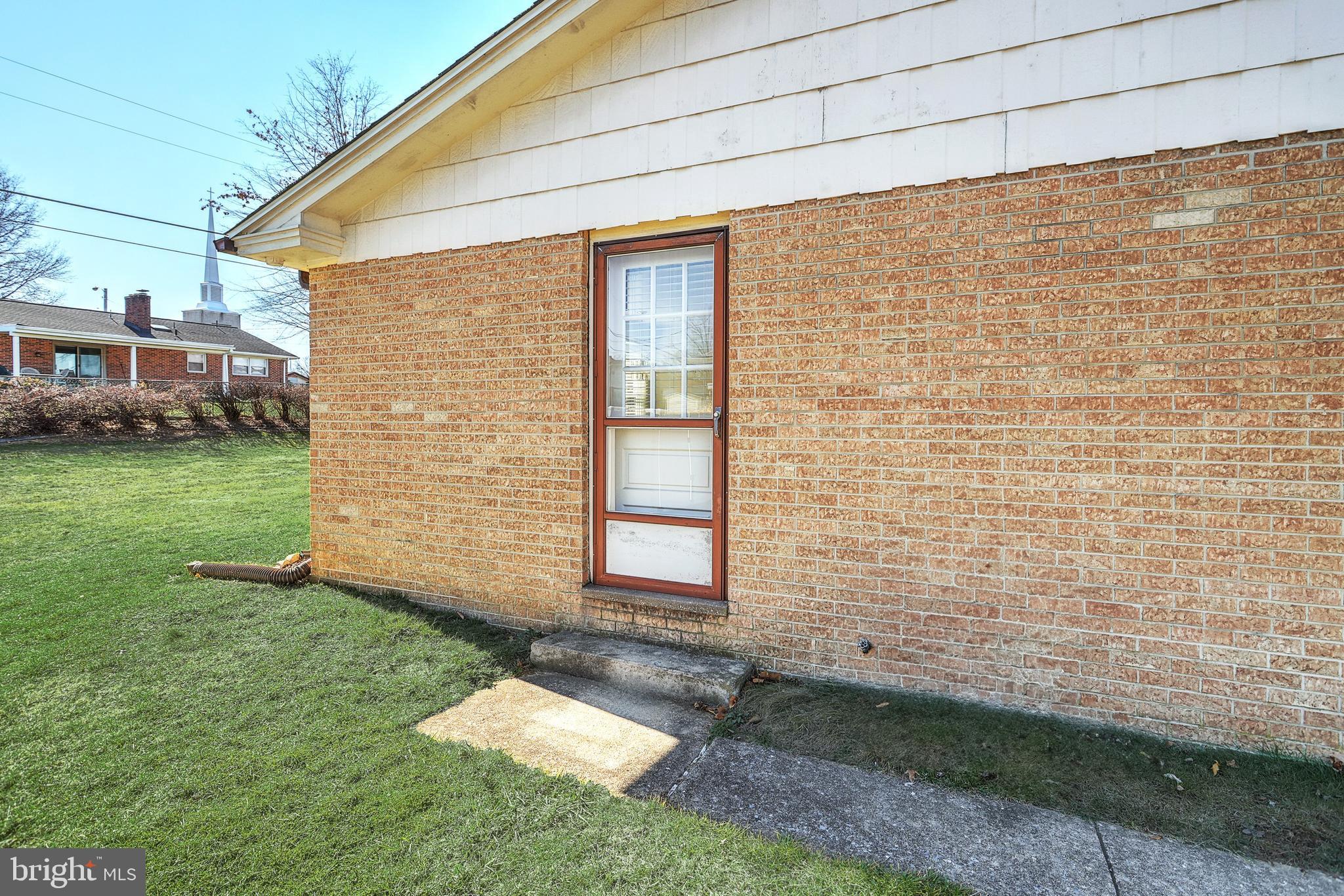 2750 Carnegie Road York, PA 17402 - Photo 37 of 40 Gallery Image 37