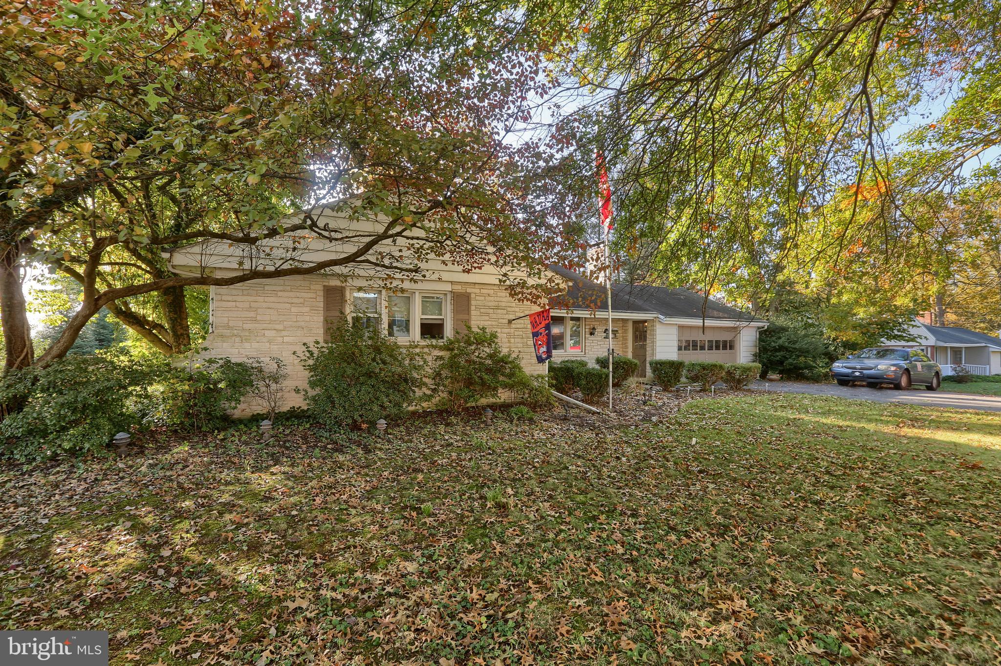 1008 Ridge Road Elizabethtown, PA 17022 - Photo 2 of 31