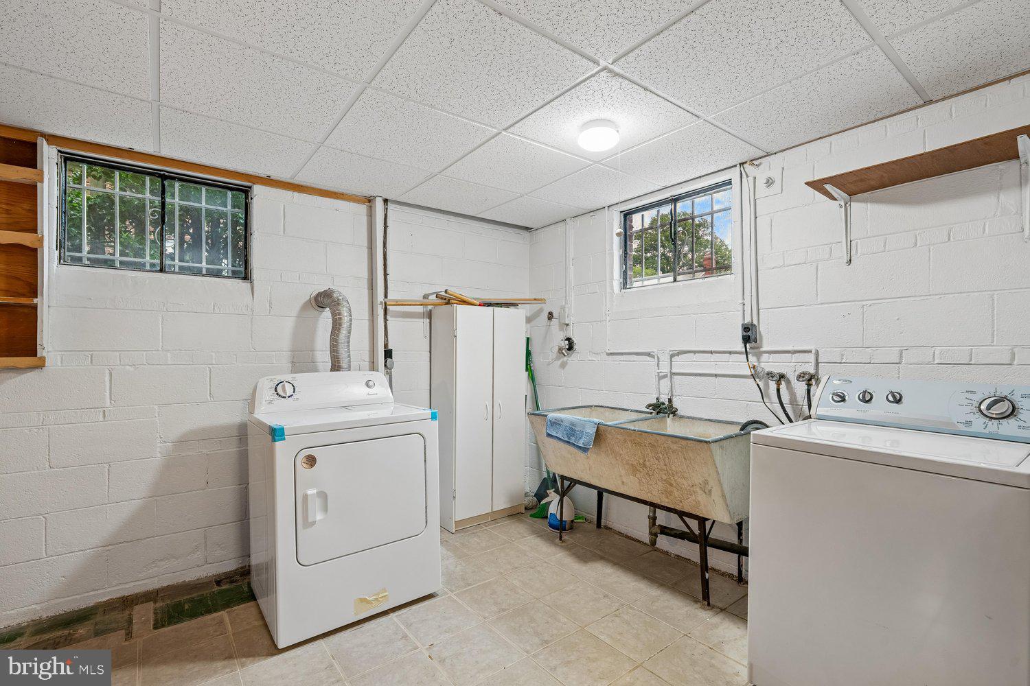 10015 Grayson Avenue Silver Spring, MD 20901 - Photo 37 of 62 Laundry