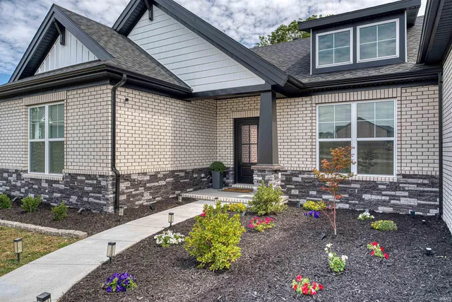 $504,900 | 5620 Red Lake Drive, Mount Vernon, IN 47620