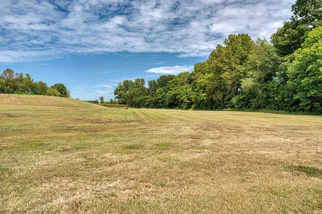 $504,900 | 5620 Red Lake Drive, Mount Vernon, IN 47620