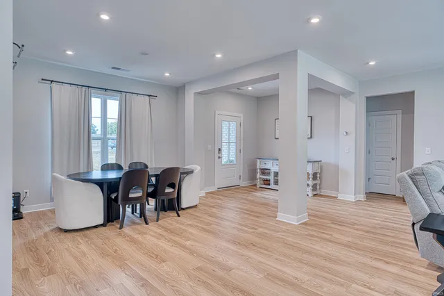 $504,900 | 5620 Red Lake Drive, Mount Vernon, IN 47620