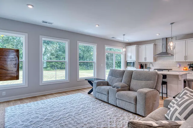 $504,900 | 5620 Red Lake Drive, Mount Vernon, IN 47620