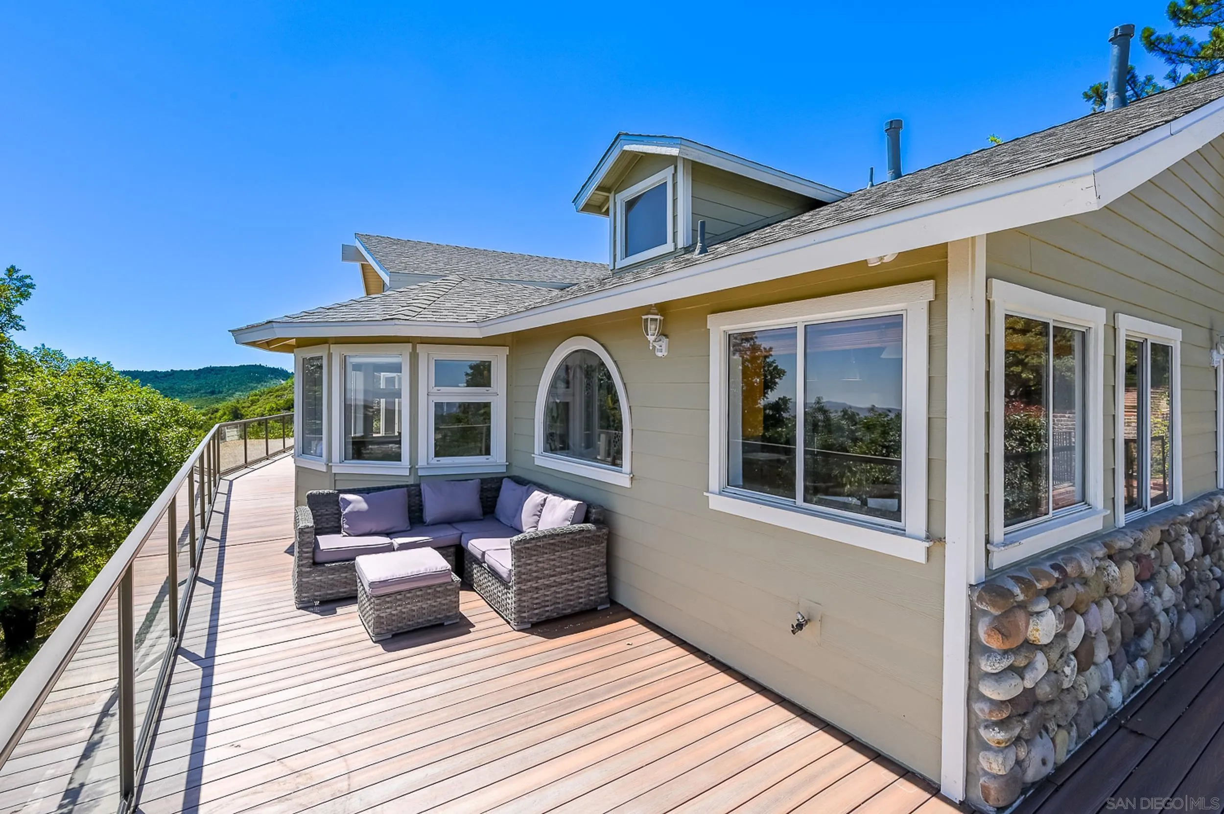 1577 Oak Land Road Julian, CA 92036 - Photo 15 of 73 View