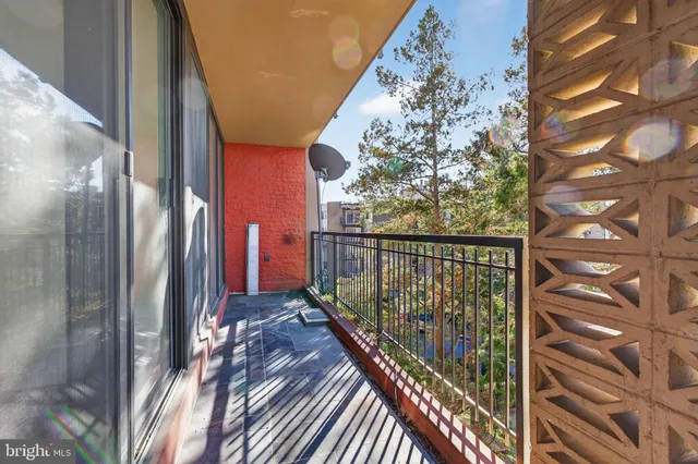 $2,299 | 16 South Van Dorn Street, Unit 506, Alexandria, VA 22304