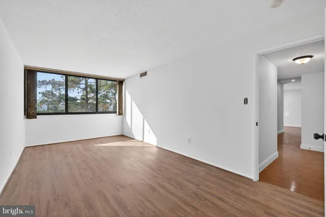 $2,299 | 16 South Van Dorn Street, Unit 506, Alexandria, VA 22304