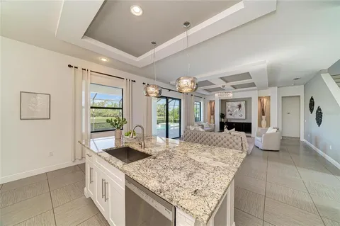 $919,000 | 826 Honeyflower Loop, Bradenton, FL 34212