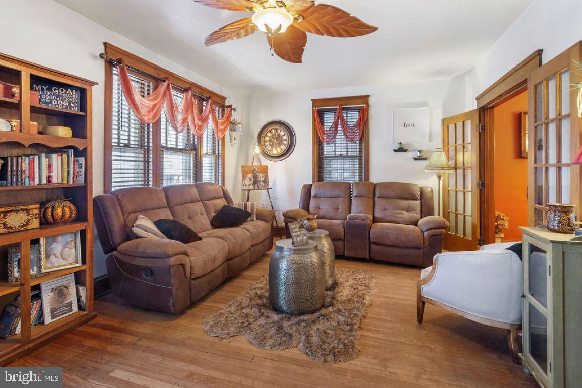 557 Baltimore Street Hanover, PA 17331 - Photo 4 of 28 Gallery Image 4