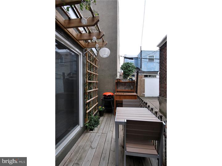 1218 Reed Street Philadelphia, PA 19147 - Photo 13 of 25 Back Yard