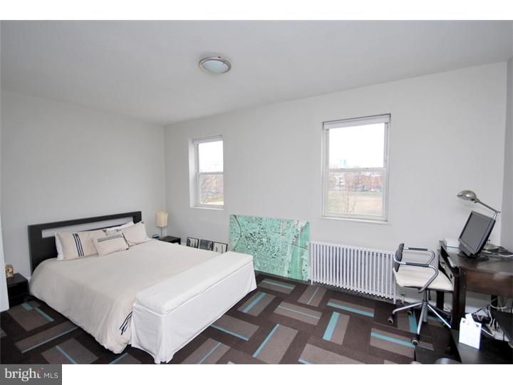 1218 Reed Street Philadelphia, PA 19147 - Photo 23 of 25 Bedroom 3