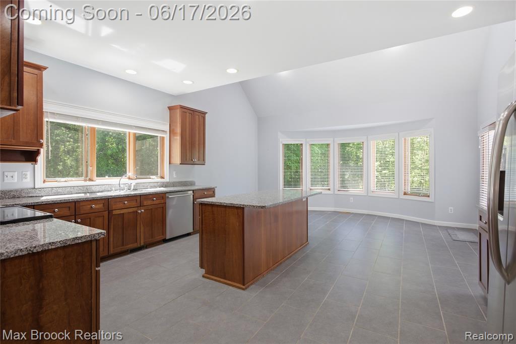 11910 Scott Road Davisburg, MI 48350 - Photo 13 of 83