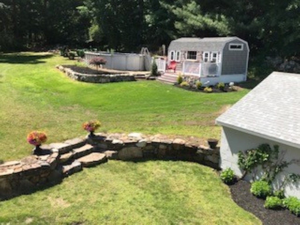 35 Barton Hill Road Chelmsford, MA 01824 - Photo 17 of 19 Gallery Image 17