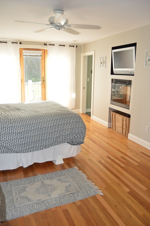 35 Barton Hill Road Chelmsford, MA 01824 - Photo 9 of 19 Gallery Image 9