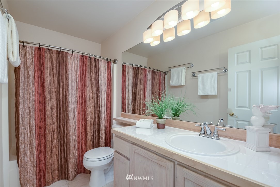 18815 20th Drive Southeast Bothell, WA 98012 - Photo 22 of 24 Gallery Image 22