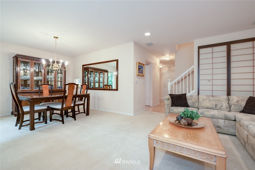 18815 20th Drive Southeast Bothell, WA 98012 - Photo 10 of 24 Gallery Image 10