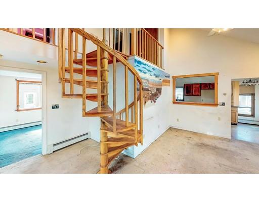 10 2nd Road Marlborough, MA 01752 - Photo 5 of 18 Gallery Image 5