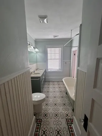 $1,950 | 360 Walnut Avenue Southwest, Unit B, Roanoke, VA 24016