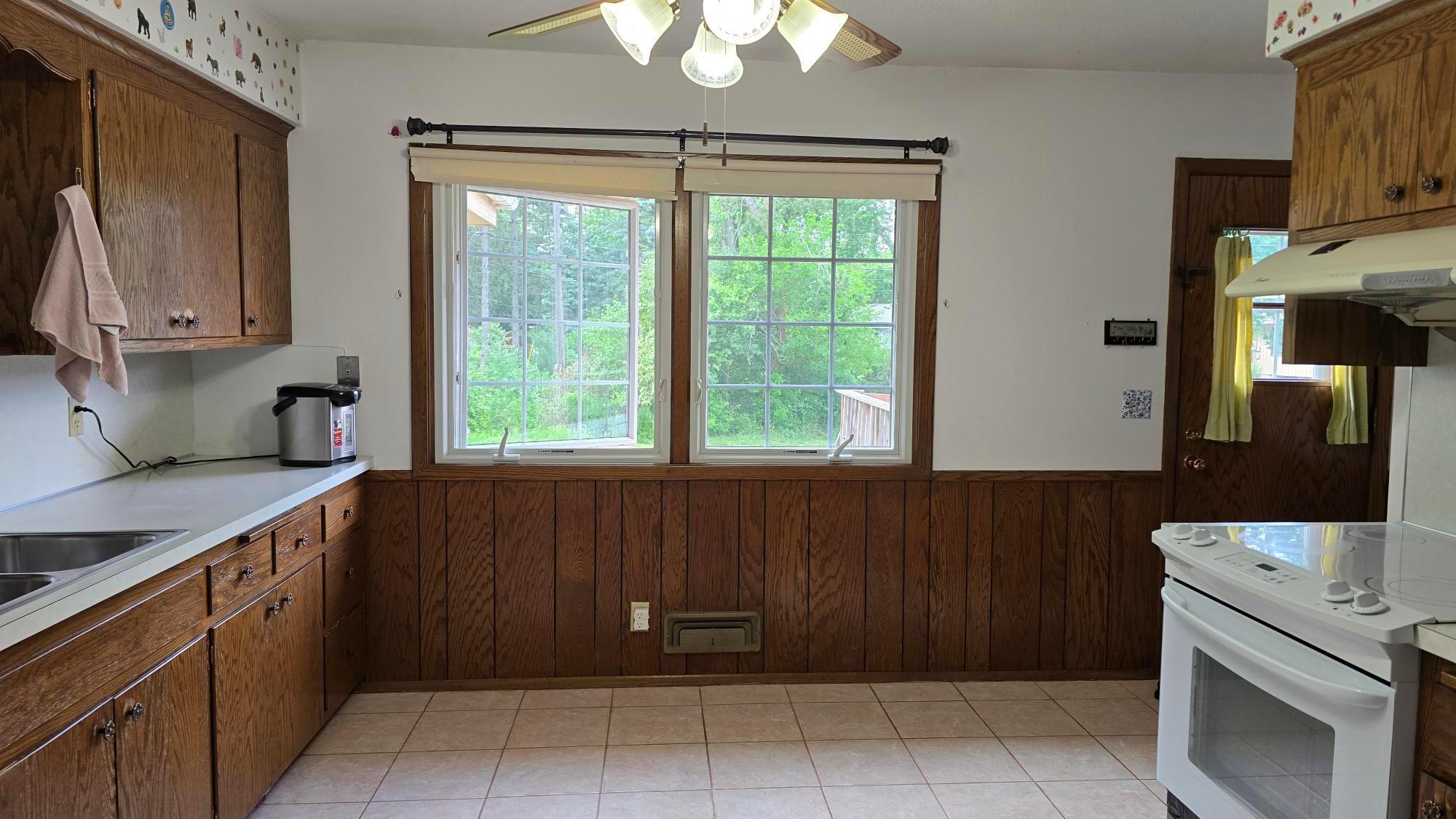 1436 East Old Shakopee Road Bloomington, MN 55425 - Photo 7 of 44