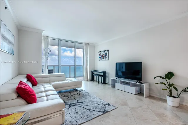 $1,330,000 | 1830 South Ocean Drive, Unit 3511, Hallandale Beach, FL 33009