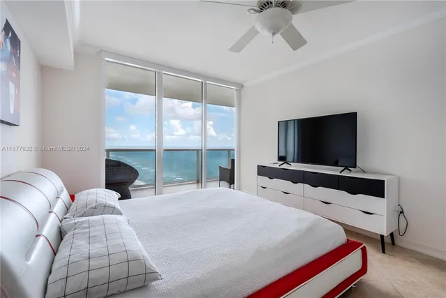 $1,330,000 | 1830 South Ocean Drive, Unit 3511, Hallandale Beach, FL 33009