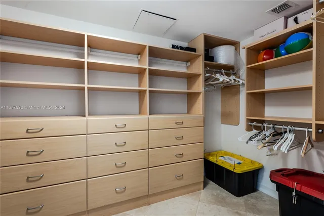 $1,330,000 | 1830 South Ocean Drive, Unit 3511, Hallandale Beach, FL 33009