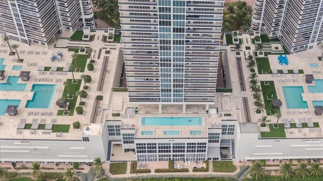 $1,330,000 | 1830 South Ocean Drive, Unit 3511, Hallandale Beach, FL 33009