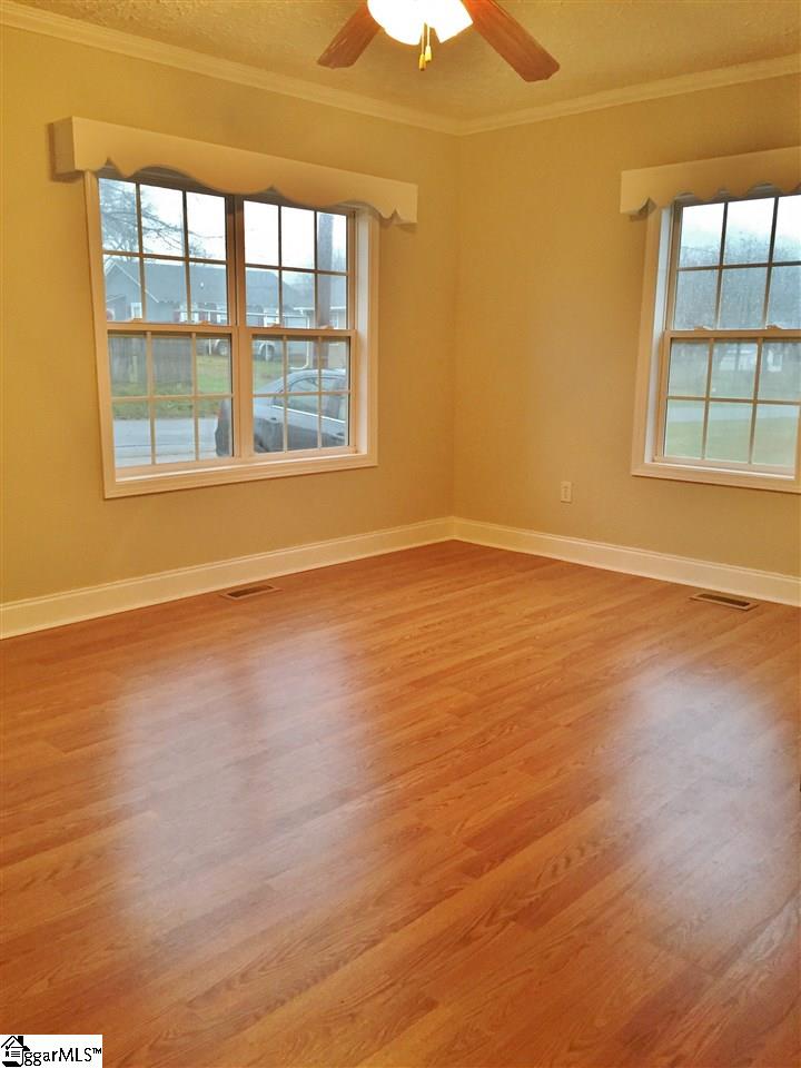 130 Roper Street Easley, SC 29640 - Photo 4 of 14