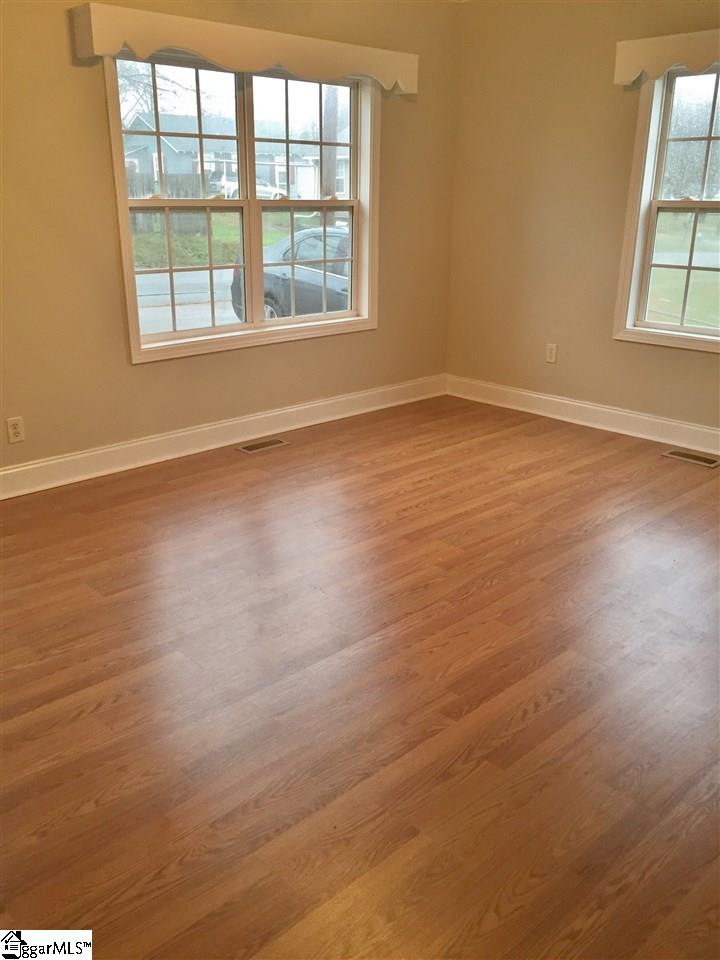 130 Roper Street Easley, SC 29640 - Photo 6 of 14