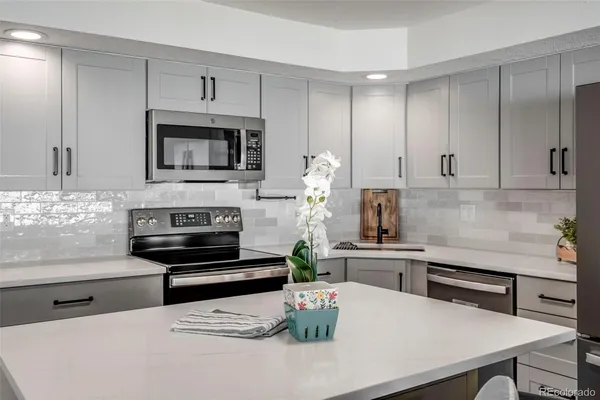 $599,000 | 6761 Harlan Street, Arvada, CO 80003