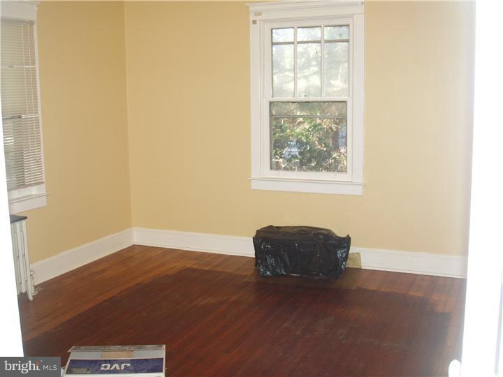 53 North Pennell Road Lima, PA 19063 - Photo 4 of 8 Bedroom - Main