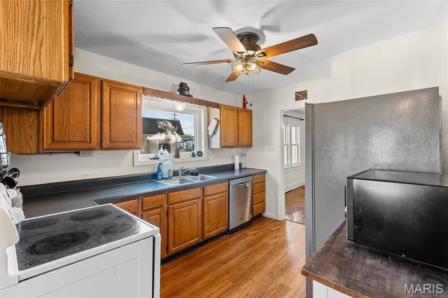 $139,900 | 700 West Delmar Avenue, Alton, IL 62002