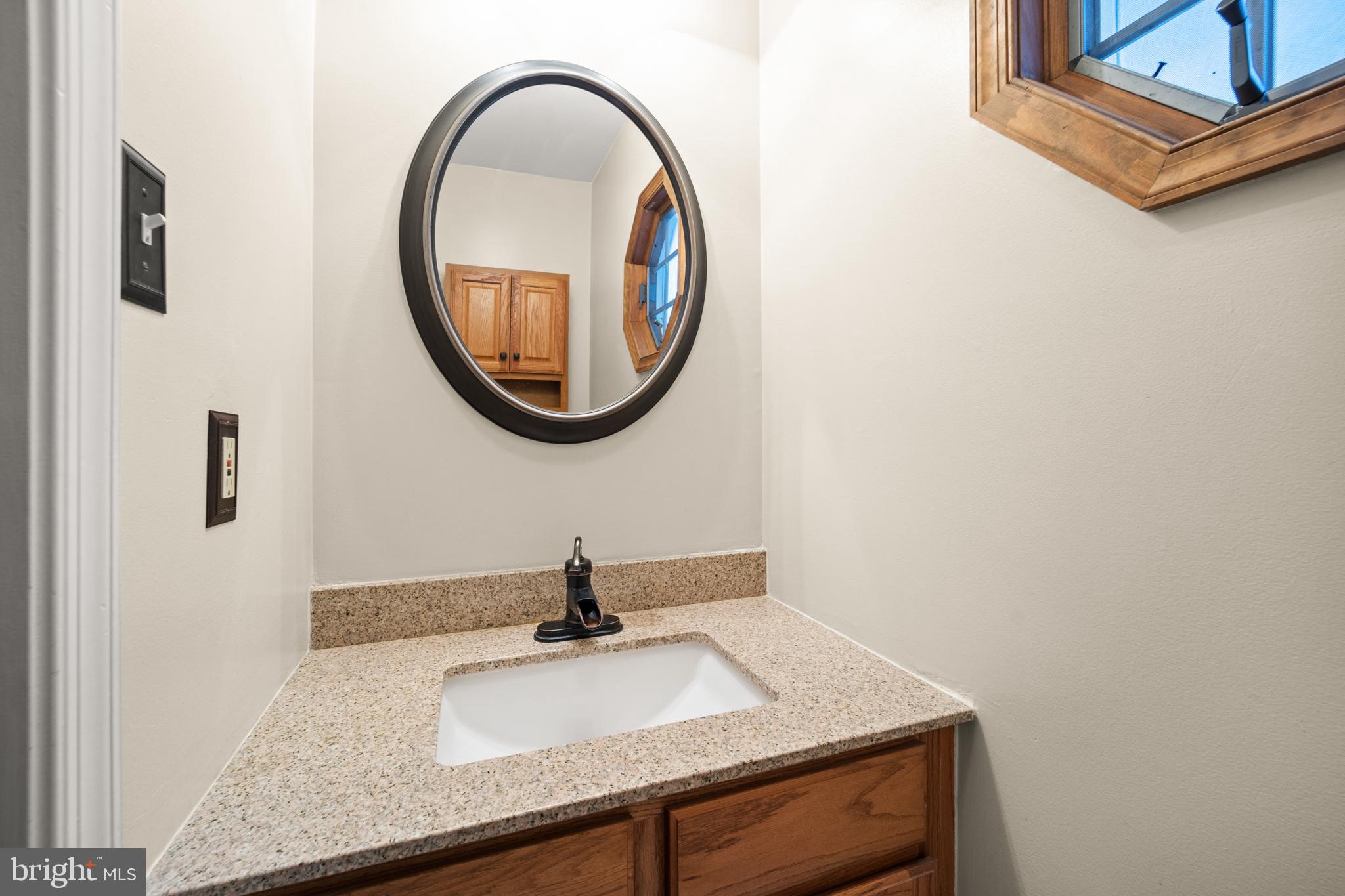 206 East County Line Road Hatboro, PA 19040 - Photo 17 of 31 Gallery Image 17