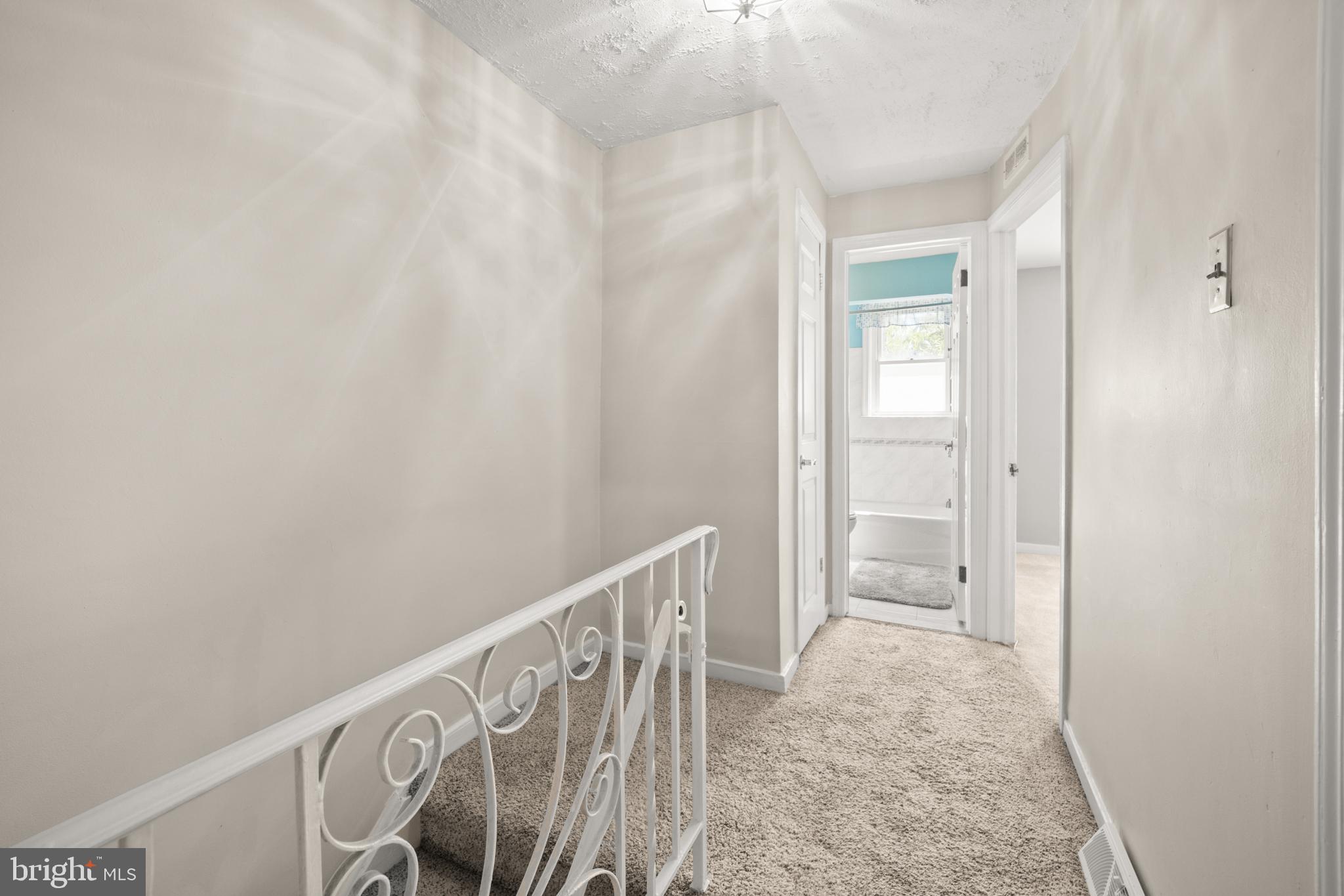 206 East County Line Road Hatboro, PA 19040 - Photo 19 of 31 Gallery Image 19