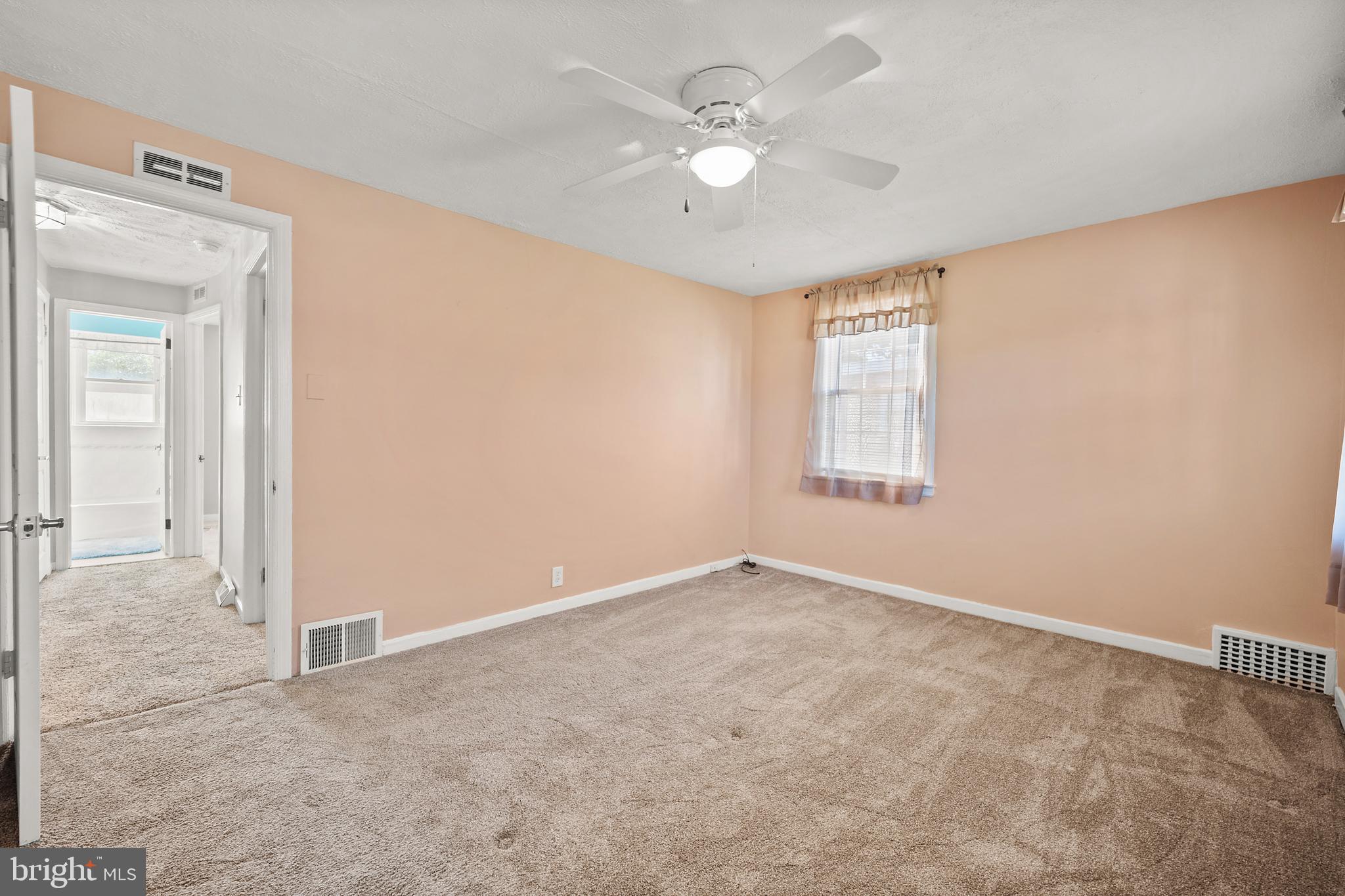 206 East County Line Road Hatboro, PA 19040 - Photo 21 of 31 Gallery Image 21