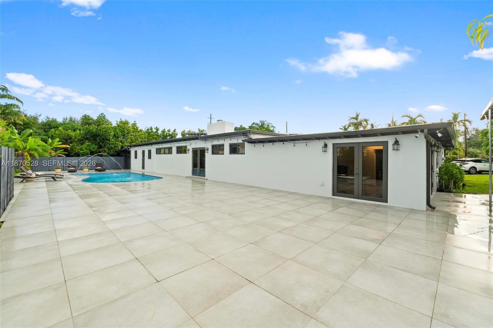 6539 Southwest 84th Avenue Miami, FL 33143 - Photo 23 of 25 a view of a terrace