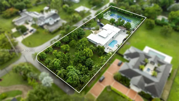 $2,475,000 | 6539 Southwest 84th Avenue, Miami, FL 33143