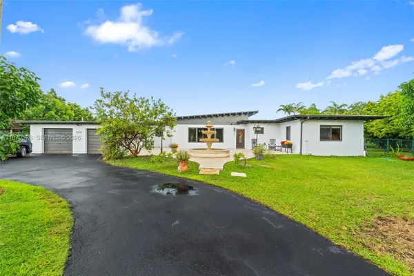 $2,475,000 | 6539 Southwest 84th Avenue, Miami, FL 33143