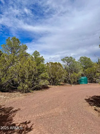 a view of outdoor space and city view