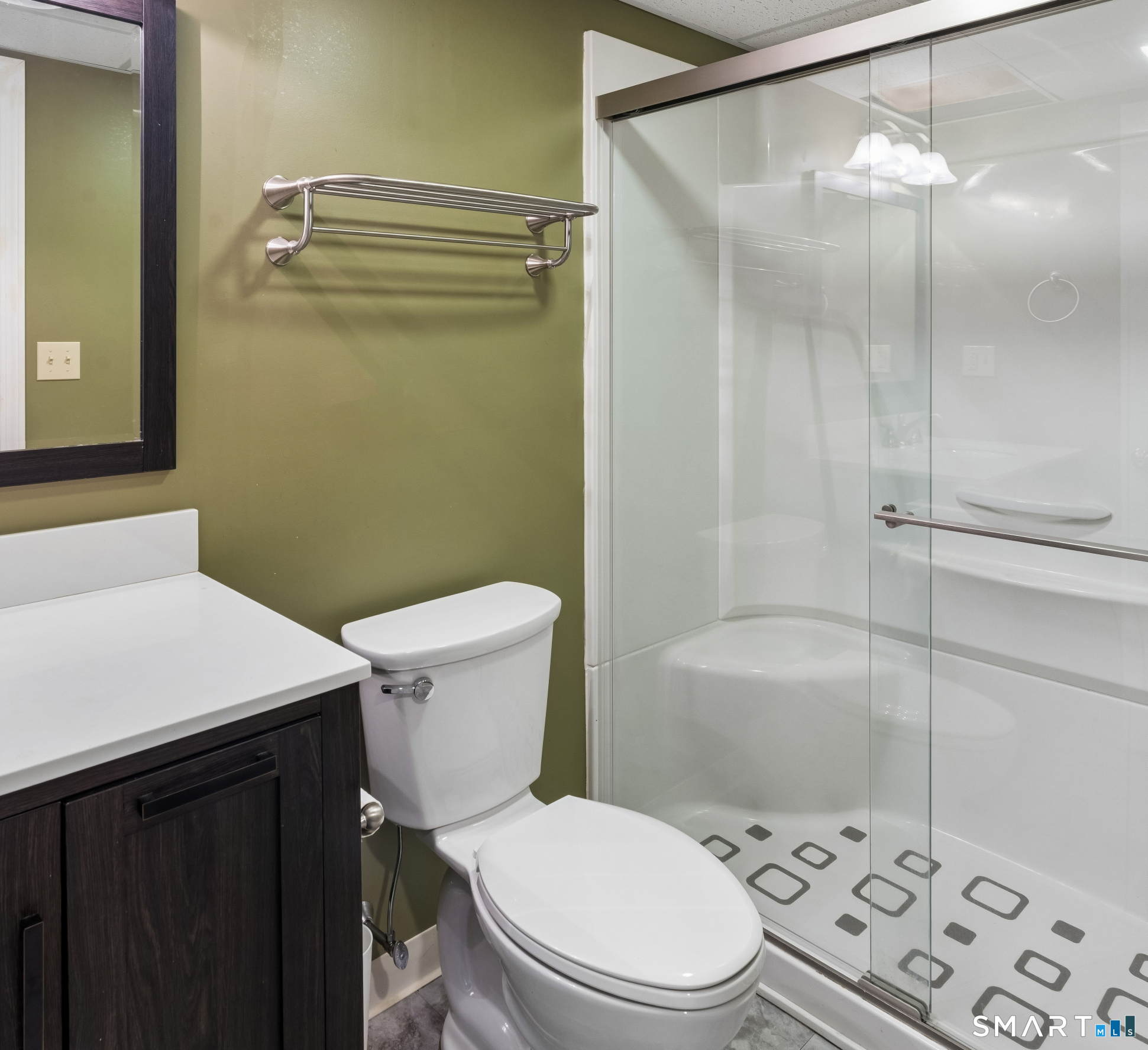 70 Bielefield Road Middletown, CT 06457 - Photo 9 of 31 Gallery Image 9