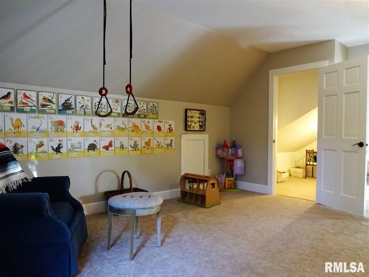 6028 North Koerner Road Peoria, IL 61615 - Photo 18 of 31 Gallery Image 18