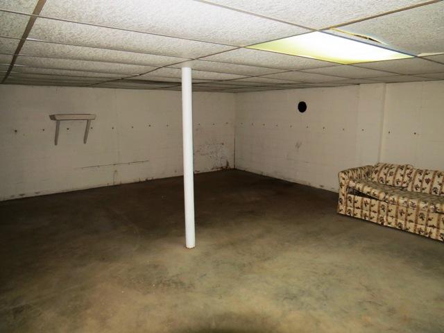 91 Ridgeland Heights Road Martinsville, VA 24112 - Photo 25 of 34 BASEMENT