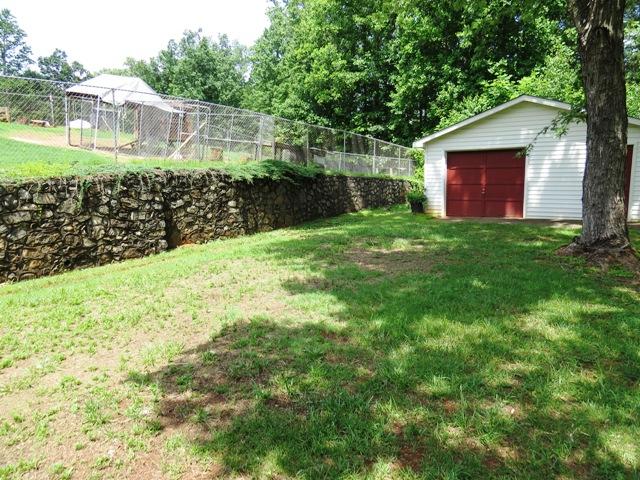 91 Ridgeland Heights Road Martinsville, VA 24112 - Photo 33 of 34 BACKYARD