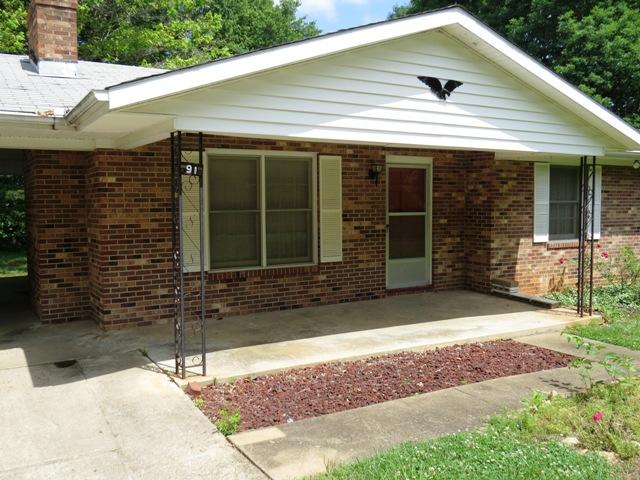 91 Ridgeland Heights Road Martinsville, VA 24112 - Photo 7 of 34 FRONT ENTRANCE