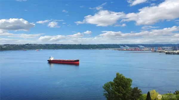 $529,950 | 523 North C Street, Unit 3, Tacoma, WA 98403