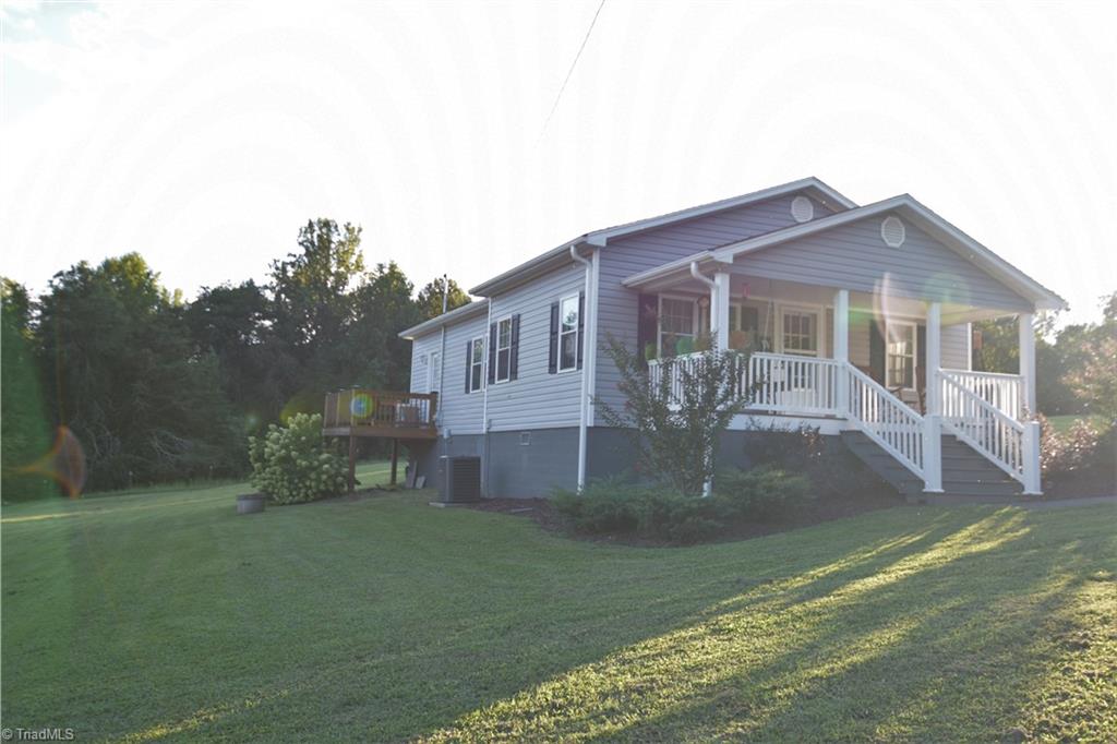 158 Hiatt Road Mount Airy, NC 27030 - Photo 13 of 16 Gallery Image 13