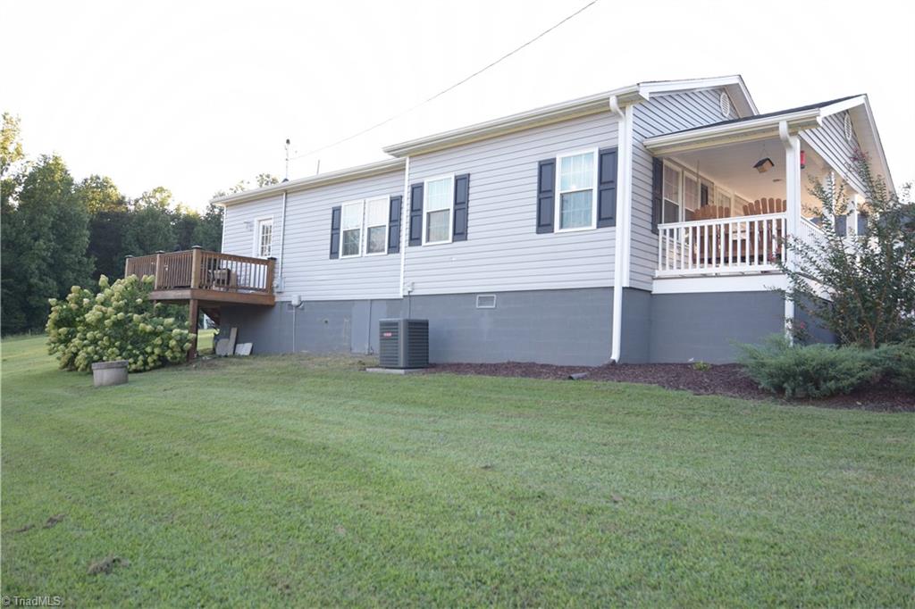 158 Hiatt Road Mount Airy, NC 27030 - Photo 15 of 16 Gallery Image 15